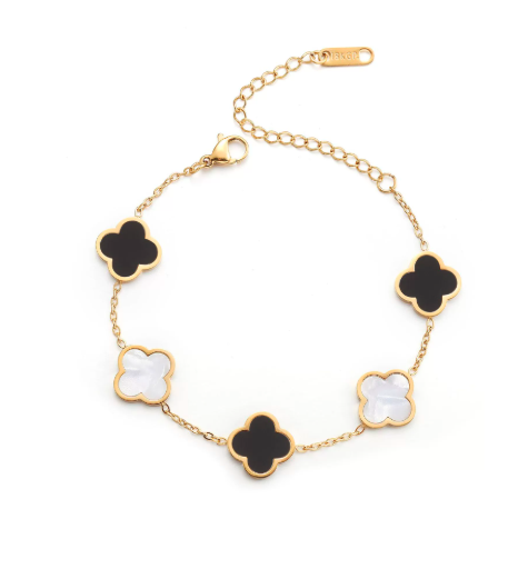 Clover Motif Bracelet: Dainty Luck & Elegance for Daily Wear
